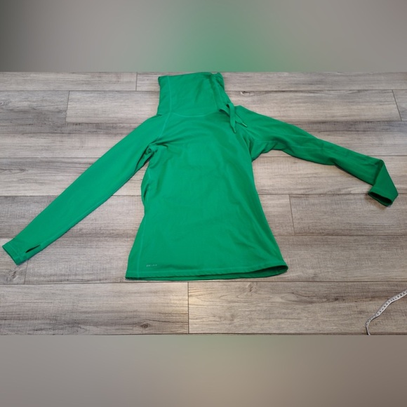 Nike Green Sweater with Drawstrings |
Size L | Cozy & Stylish - Picture 1 of 14